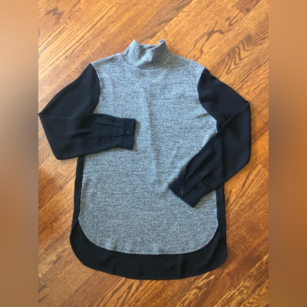 LOFT Gray/Black Mockneck Knit Blouse - Size Medium